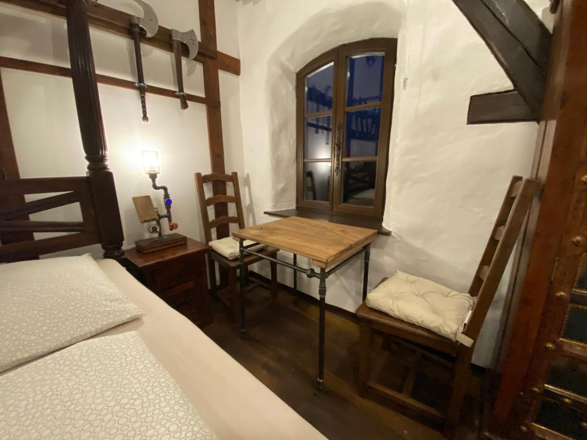 Fewo Waffenkammer Im Rittergut Leppersdorf Bei Dresden Fuer 7 Personen Exterior photo